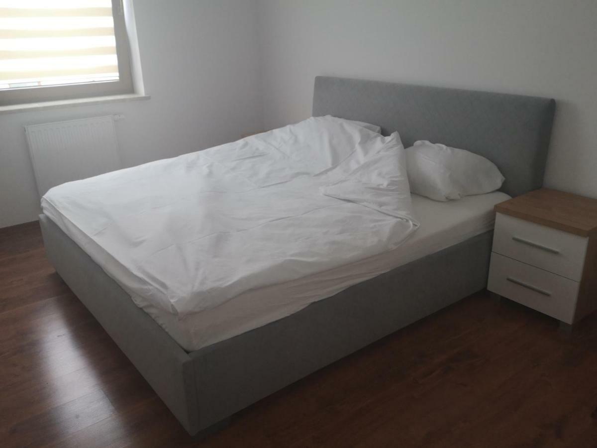 Apartament Przy Aquaparku Appartement Radom Buitenkant foto